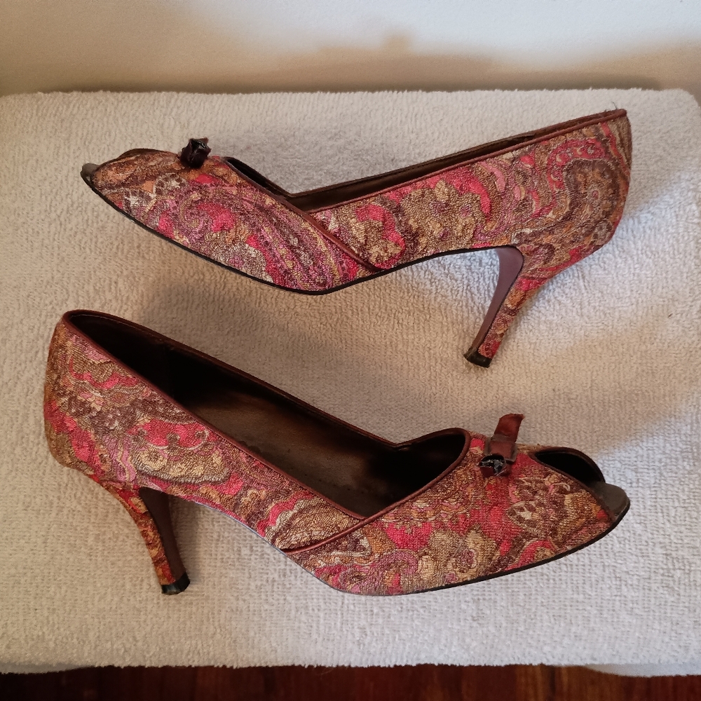 Elegant Red Brown Peep-Toe Heels 9 M - Picture 7 of 11